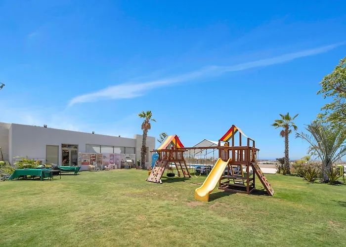 Stunning Brand New 3 Bdr In Vistavela Sunset